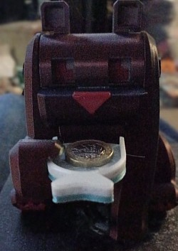 Bear money box (eyes change colour)